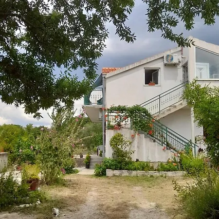Apartman Natali Apartment