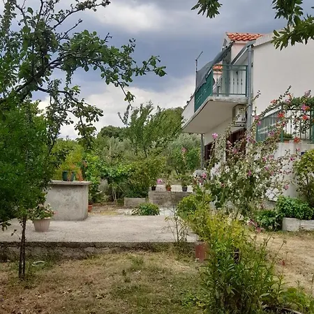 Apartment Apartman Natali *